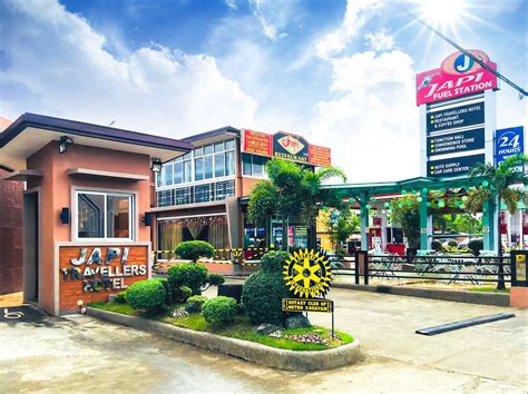 𝗧𝗛𝗘 𝟭𝟬 𝗕𝗘𝗦𝗧 Hotels in Cauayan City of Apr 2024 (from ₱790).
